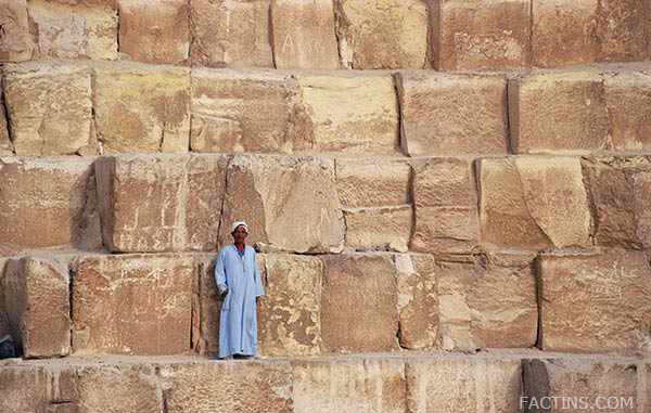 The blocks - the Great Pyramid