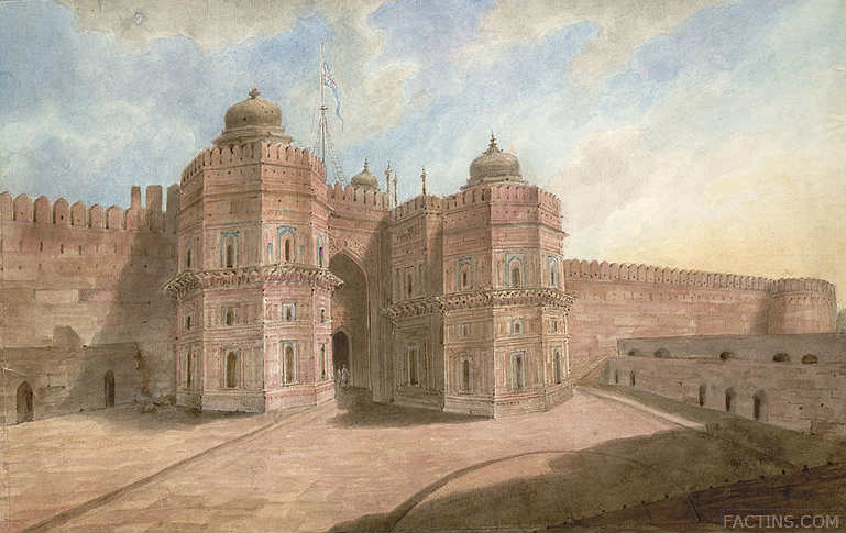 Agra Fort - Delhi Gate