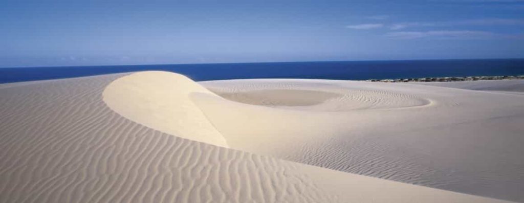  sand dunes- Fraser Island - Factins