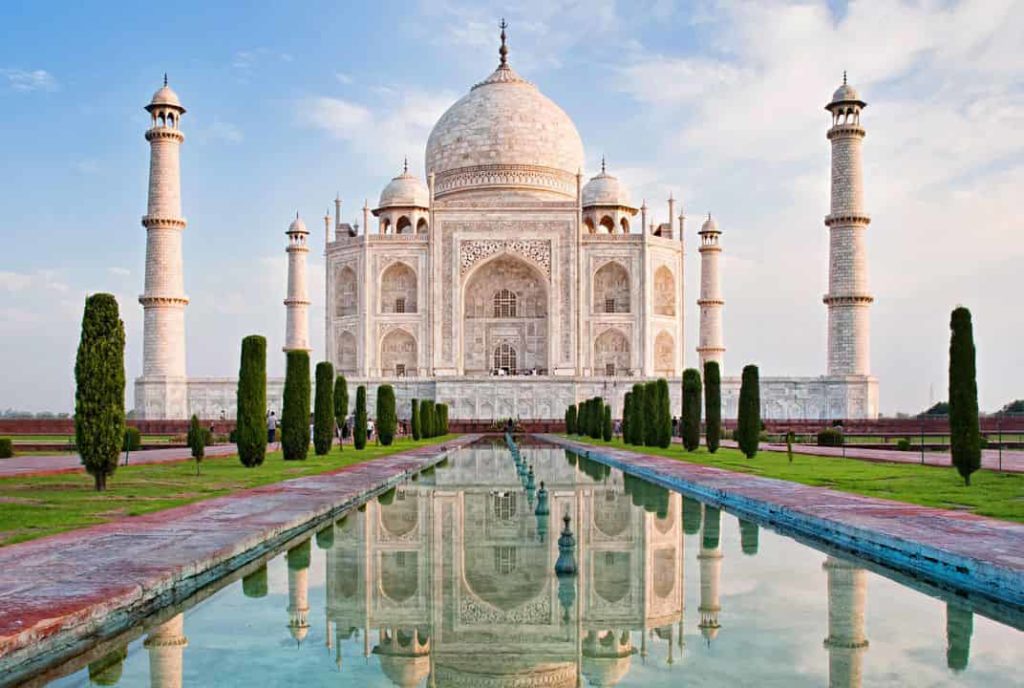Taj Mahal - UNESCO Heritage Place in India - Factins