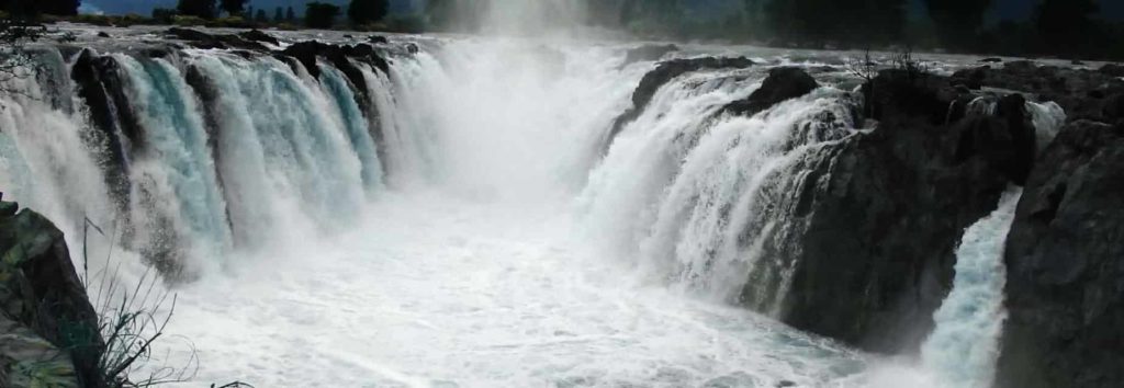 Hogenakkal Falls - Tourist Places in Tamilnadu - Factins