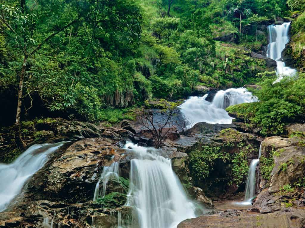 Law's falls - Best Tourist Places in tamilnadu - Factins