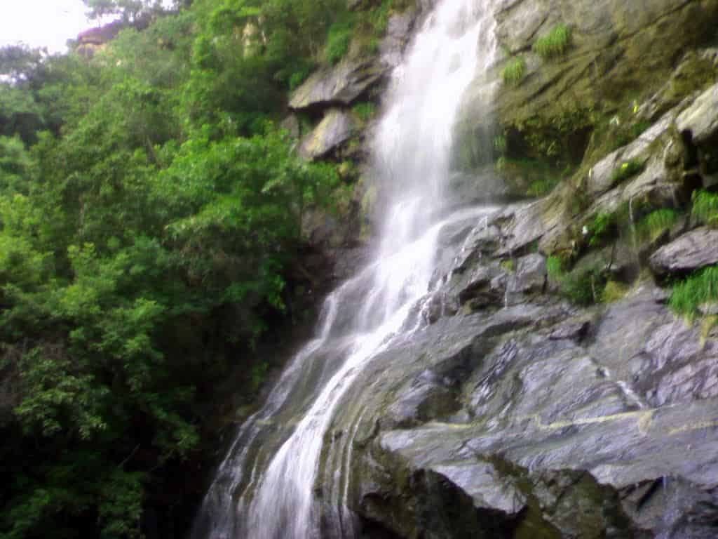 Puliyancholai Falls - Best Tourist Places in tamilnadu - Factins