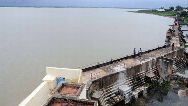 Puzhal Reservoir - Dams in India - Factins