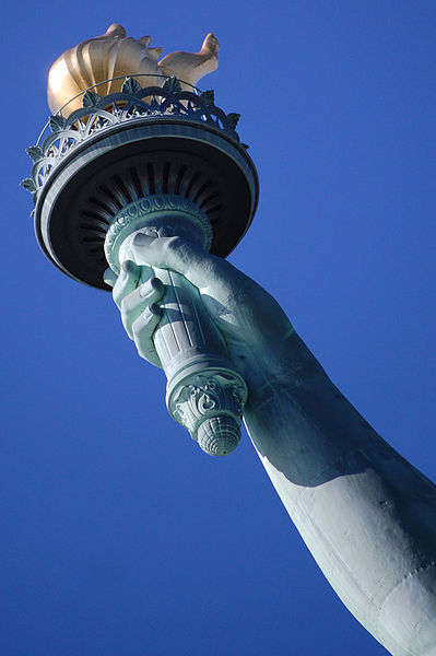 Miss_Liberty hand 