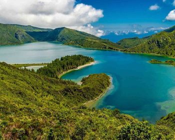 top 5 lakes in Brazil - Fogo_lake
